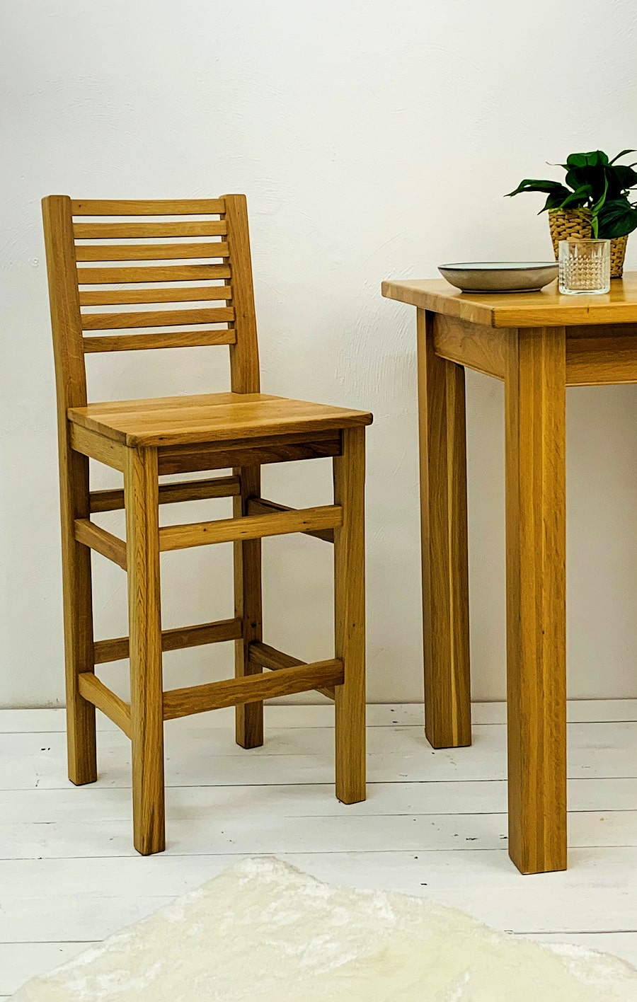 Stein Bar Stool - Solid Seat-min